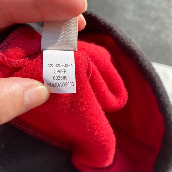 Old Navy Hat Boys Small Red & Black Beanie - Picture 7 of 8